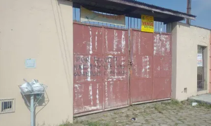 Casa com 2 quartos à venda no Jardim Jacinto, Jacareí 