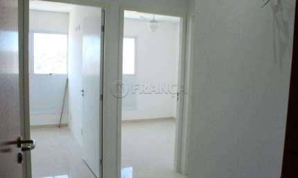 SALA COMERCIAL PREMIUM OFFICE TOWER CENTRO DE JACAREÍ