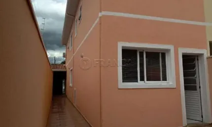 CASA 3 DORMITÓRIOS SENDO 1 SUITE BAIRRO CENTRO JACAREÍ
