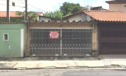 CASA 3 DORMITÓRIOS SENDO 1 SUÍTE - JARDIM CALIFORNIA - JACAREÍ