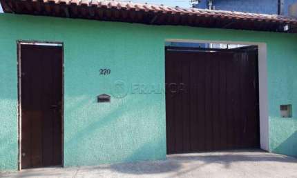 CASA 3 DORMITÓRIOS SENDO 1 SUÍTE BAIRRO RESIDENCIAL SANTA PAULA - JACAREÍ
