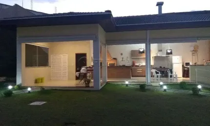 Casa em condomínio fechado com 3 quartos à venda no Jardim Coleginho, Jacareí 