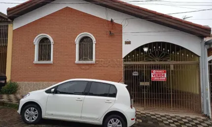 CASA 3 DORMITÓRIOS SENDO 1 SUITE BAIRRO CENTRO JACAREÍ