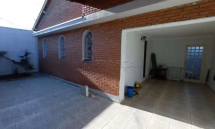 Casa 3 dormitórios sendo 1 suíte bairro cidade jardim jacareí