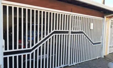 Casa com 2 quartos à venda na Cidade Jardim, Jacareí 
