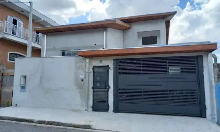CASA 7 DORMITÓRIOS SENDO 3 SUÍTES BAIRRO CIDADE JARDIM JACAREÍ