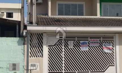 CASA COM 2 DORMITORIOS, SUITE - NO JARDIM DAS INDUSTRIAS - ZONA OESTE