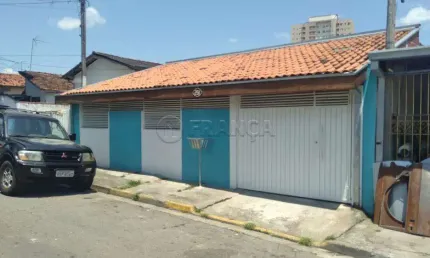 Casa com 3 dormitórios sendo 1 suíte à venda, 210m² - Parque Santa Rita - SJC