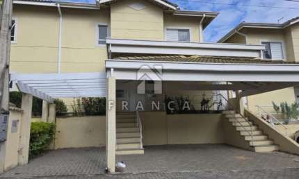 CASA EM CONDOMÍNIO 3 DORMITÓRIOS SENDO 1 SUÍTE BAIRRO VILLA BRANCA - JACAREÍ
