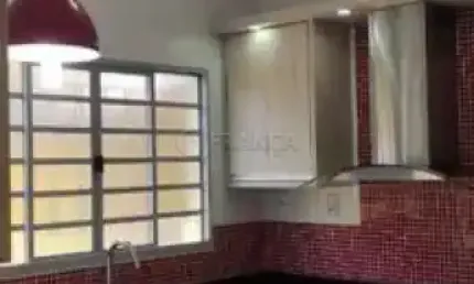 Casa no Conjunto Residencial Galo Branco | 02 Dormitórios - São José dos Campos