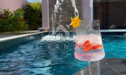 Casa em condomínio fechado com 3 quartos para alugar no Jardim Altos de Santana II, Jacareí 