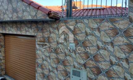CASA 02 DORMITORIOS COM EDICULA DE 01 DORMITORIO SANTA BRANCA SP