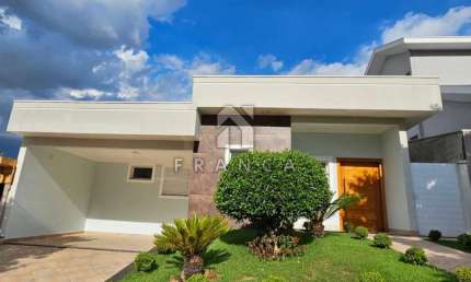 CASA 03 DOMRITÓRIOS SENDO 03 SUITES - JARDIM SÃO GABRIEL JACAREI SP