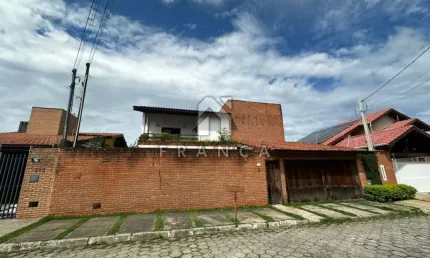 Casa 03 dormitórios sendo 03 suíte - jardim santa maria jacareí sp