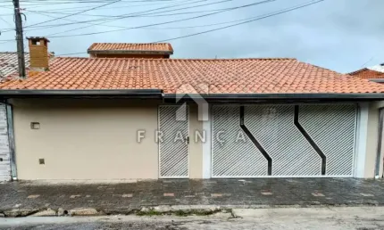 Casa com 4 quartos à venda na Vila Zezé, Jacareí 
