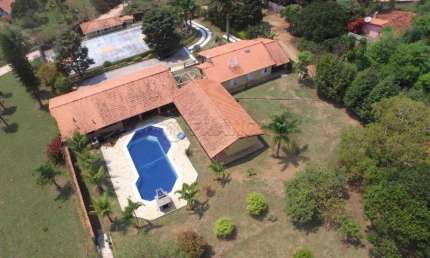 CHÁCARA 5.554 m² 2 DORMITÓRIOS BAIRRO VERANEIO IRAJÁ JACAREÍ