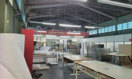 Gallpão comercial de fácil acesso a dutra e a comercio