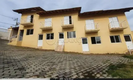 CASA EM CONDOMINIO 02 DORMITÓRIOS - BANDEIRA BRANCA JACAREI SP