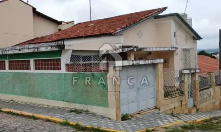 Casa com 2 quartos à venda no Centro, Jacareí 