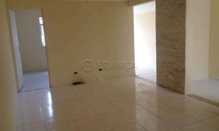 CASA 2 DORMITÓRIOS EM CONDOMÍNIO BAIRRO PARQUE CALIFÓRNIA - JACAREÍ