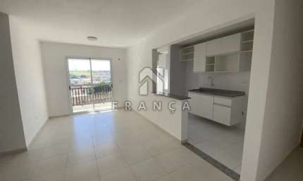 Apartamento com 3 quartos para alugar no Centro, Jacareí 