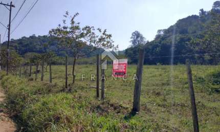 Terreno à venda no Jardim São Gabriel, Jacareí 