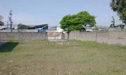 Fazenda à venda no Jardim Santa Maria, Jacareí 