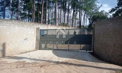 CASA - CHÁCARA 2 DORMITÓRIOS BAIRRO VERANEIO IJAL - JACAREÍ