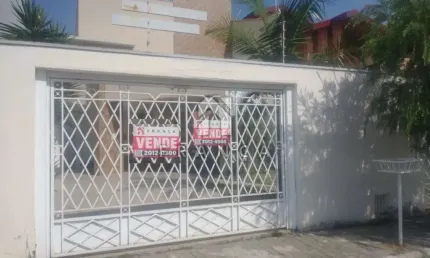 Casa com 3 quartos à venda no Jardim Santa Maria, Jacareí 