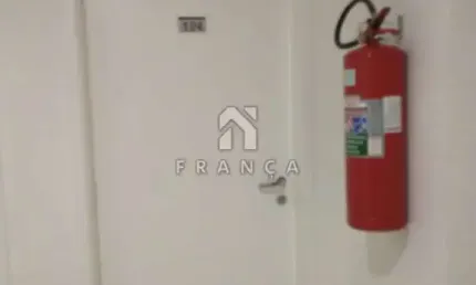 Apartamento com 3 quartos para alugar no São João, Jacareí 
