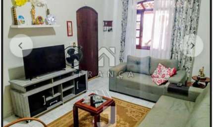 Venda Casa de 03 Dormitórios - Jd das Indústrias - SJCampos