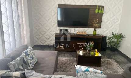 Casa com 2 quartos à venda no Jardim São Luiz, Jacareí 