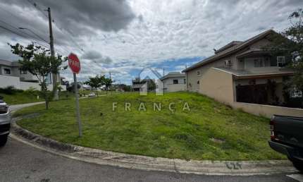 Terreno em condomínio fechado à venda no Jardim São Gabriel, Jacareí 