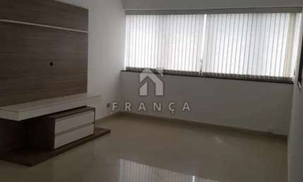 Apartamento com 3 quartos para alugar no Centro, Jacareí 