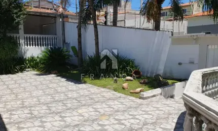 Seu Novo Lar ou Investimento Comercial: Conforto, Lazer e Potencial Incrível!