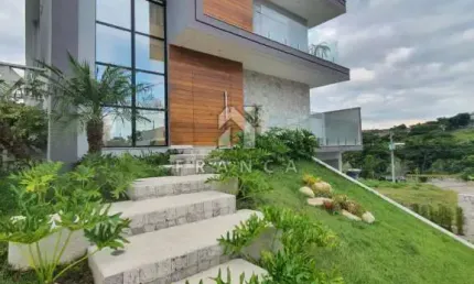 Locação Casa Alto Padrão de 04 Dormitórios - Residencial Verana - SJCampos