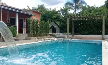 Fazenda à venda na Chácara Itamarati, Caçapava 