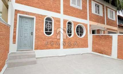 Casa com 3 quartos à venda no Jardim Pereira do Amparo, Jacareí 