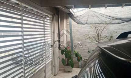 Casa com 3 quartos para alugar no Loteamento Villa Branca, Jacareí 