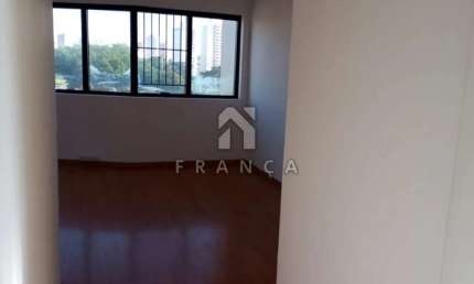 Apartamento- 3 Dormitórios / 1 Suíte- Jardim Augusta - São José dos Campos