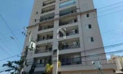 Um verdadeiro achado! Acabamento de primeira linha, pronto para morar e com todos os móveis inclusos.