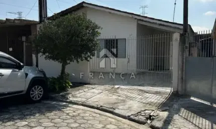 Casa com 3 quartos à venda no Parque Santo Antônio, Jacareí 