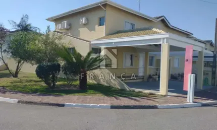 Casa 4 dormitórios sendo 2 suítes em condomínio bairro villa branca jacareí