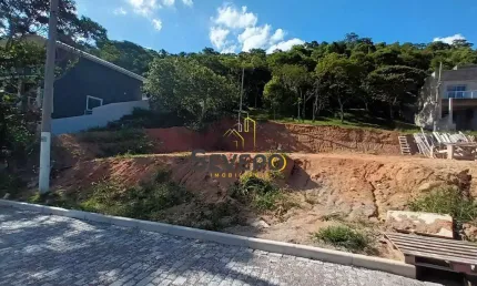 Condomínio alferes tiradentes - terreno em condomínio 240 m² em várzea das moças