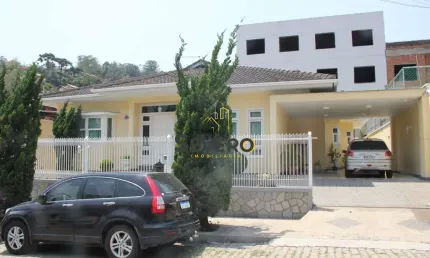 Casa com 5 quartos à venda na Rua Nelson Kemp, 41, Braunes, Nova Friburgo