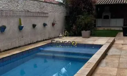 Casa Linear de 3 quartos com Piscina, churrasqueira em Itaipu Maravista