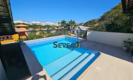 Jardim Camboatá - Casa Triplex no Condomínio Residencial Camboatá de 3 Quartos com Piscina Piratininga