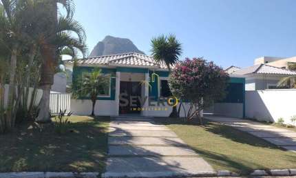 Casa em condomínio fechado com 3 quartos à venda na Rua dos Cajueiros, Centro, Maricá