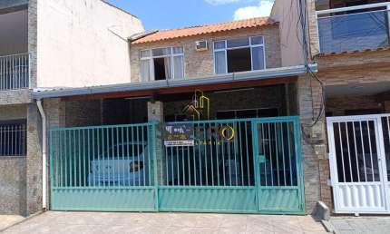 Casa em condomínio fechado com 4 quartos à venda no Galo Branco, São Gonçalo 