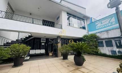Casa comercial ou residencial no centro de São Gonçalo